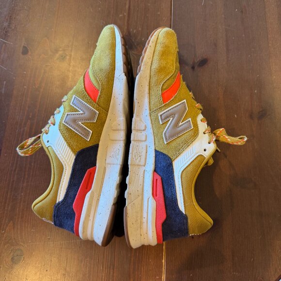New Balance 997H Cordura Gold Moss Men’s Sneakers - Picture 2 of 8